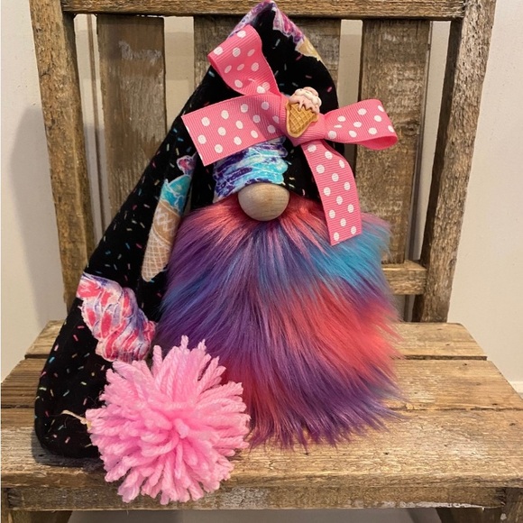 🍧Ice Cream Gnome, Ice Cream Decor, Dessert, Birthday, Tiered Tray Decor - Picture 2 of 4